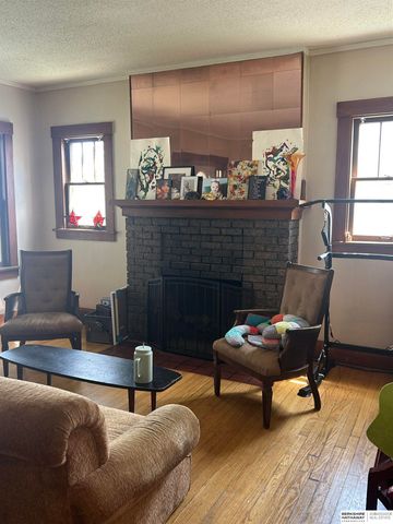 6808 N 30 Street, Omaha, NE 68104