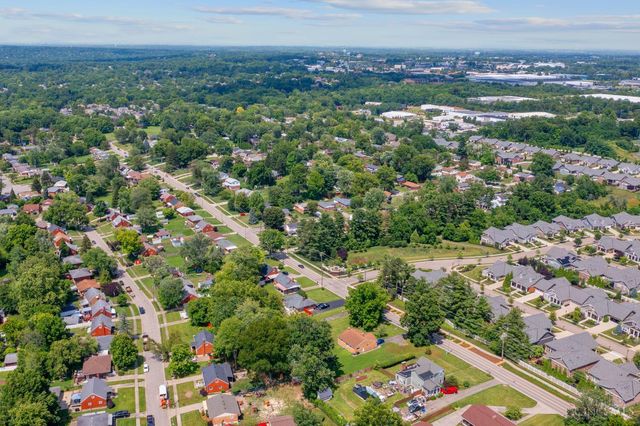 10561 Plainfield Road, Sharonville, OH 45241
