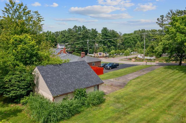 10561 Plainfield Road, Sharonville, OH 45241