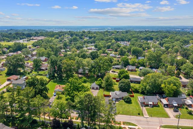 10561 Plainfield Road, Sharonville, OH 45241