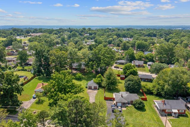 10561 Plainfield Road, Sharonville, OH 45241