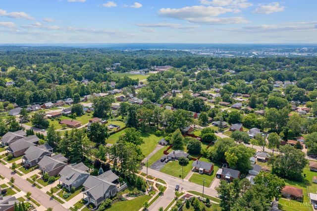 10561 Plainfield Road, Sharonville, OH 45241