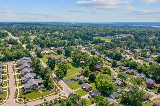 10561 Plainfield Road, Sharonville, OH 45241