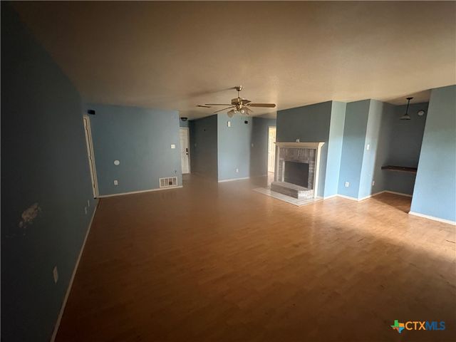 206 Timber Ridge Drive, Nolanville, TX 76559