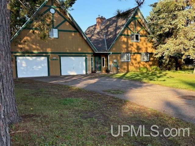 7753 Evergreen Drive, Munising, MI 49862