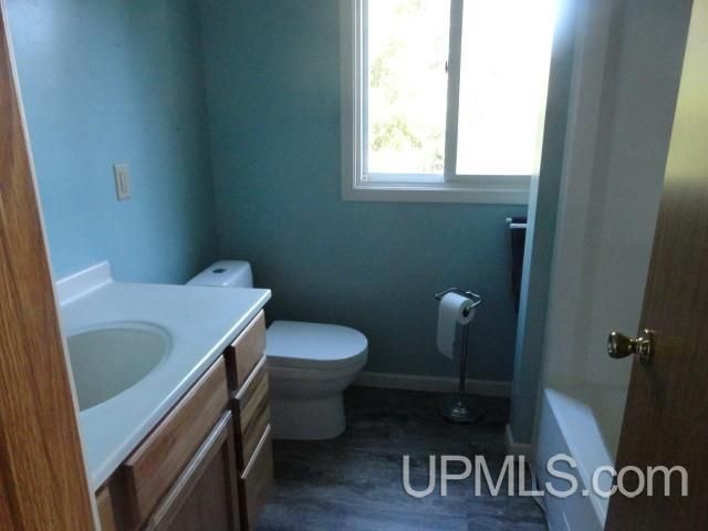 7753 Evergreen Drive, Munising, MI 49862