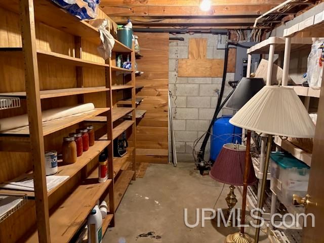 7753 Evergreen Drive, Munising, MI 49862