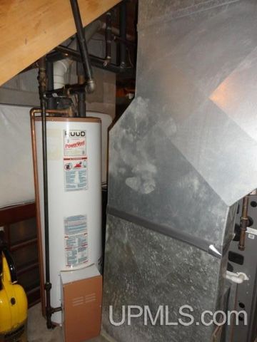 7753 Evergreen Drive, Munising, MI 49862