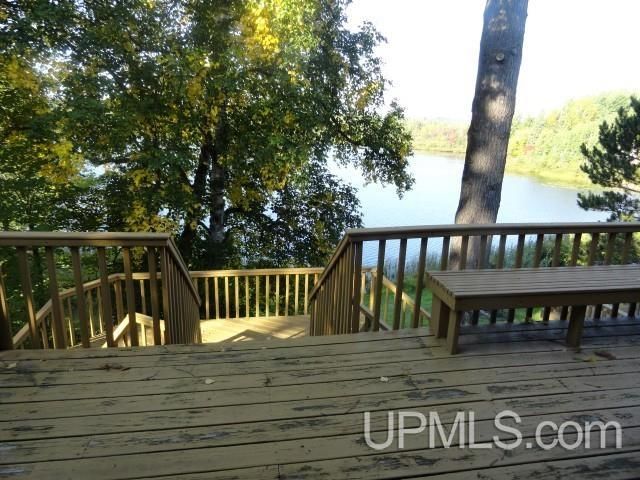 7753 Evergreen Drive, Munising, MI 49862