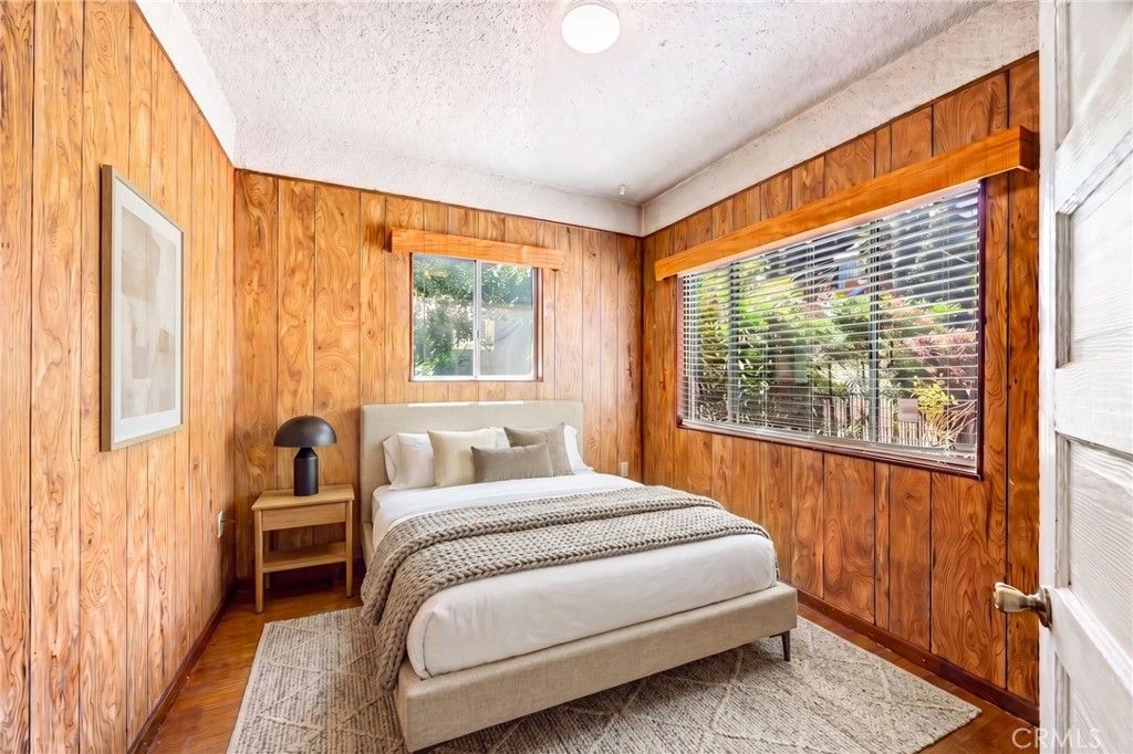 Image 22 of property listing at 918 Terrace 49, Los Angeles, CA 90042