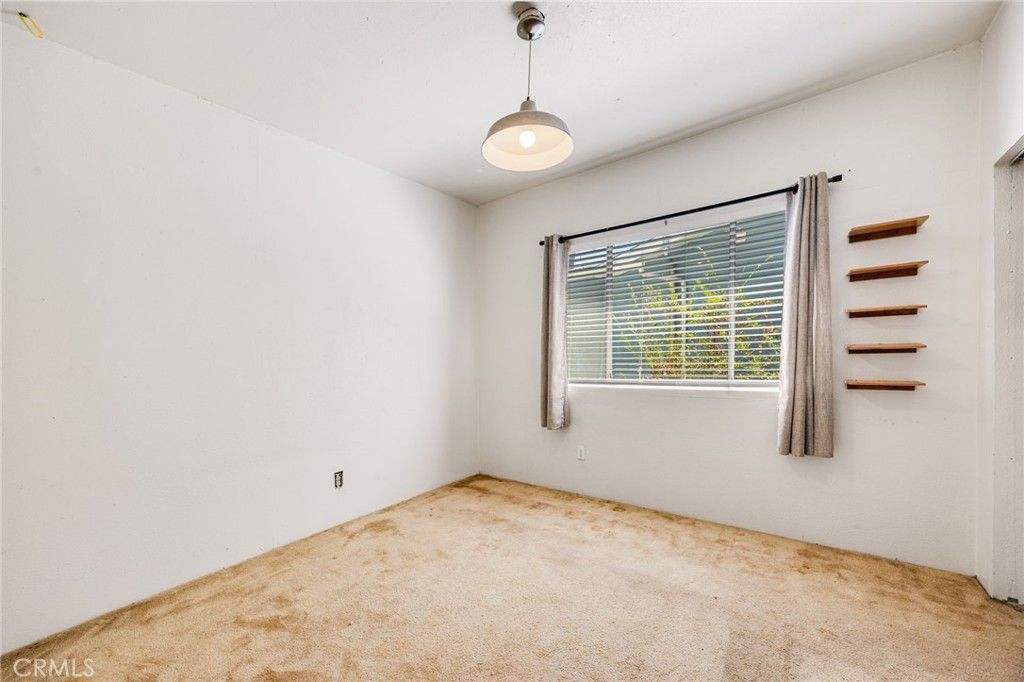 Image 26 of property listing at 918 Terrace 49, Los Angeles, CA 90042