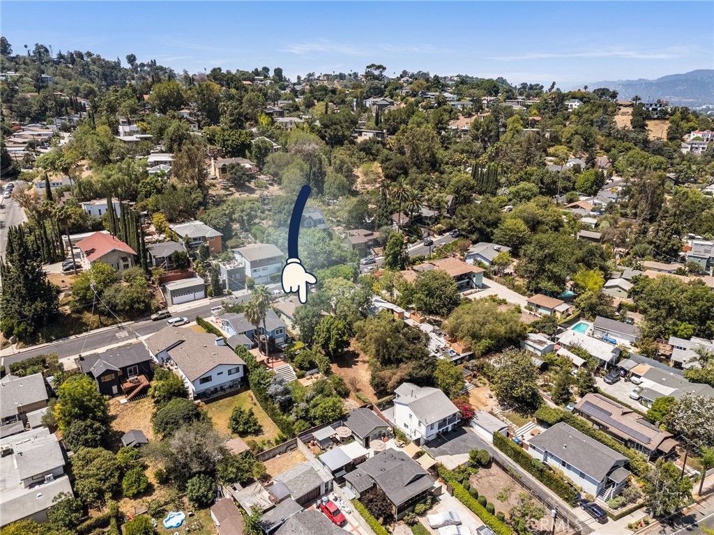 Image 48 of property listing at 918 Terrace 49, Los Angeles, CA 90042