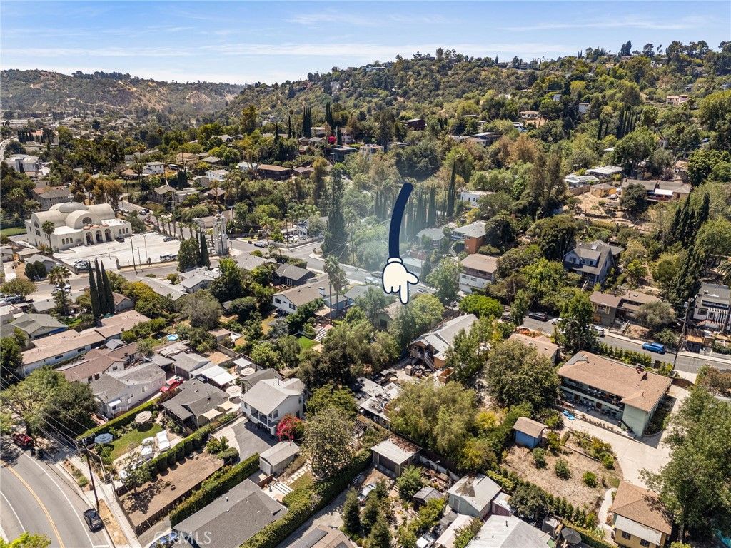 Image 50 of property listing at 918 Terrace 49, Los Angeles, CA 90042