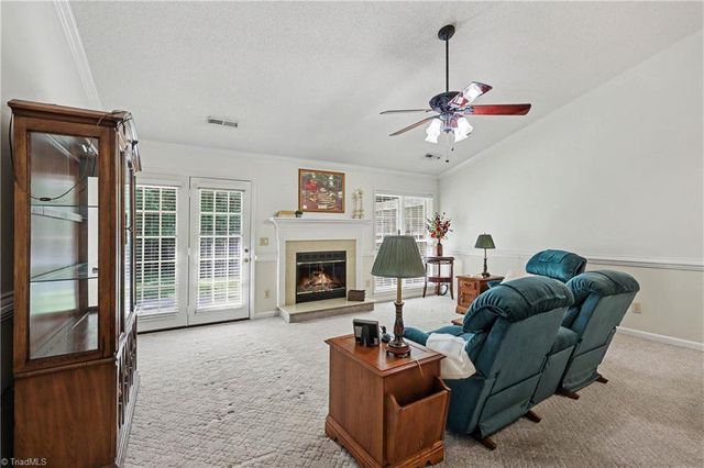 3106 Woodpoint Street, Jamestown, NC 27282