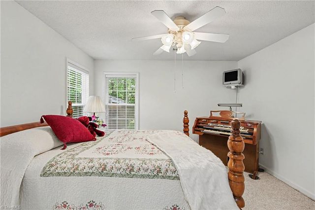 3106 Woodpoint Street, Jamestown, NC 27282