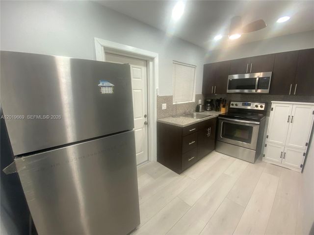2512 Grant St Rear Guest House, Hollywood, FL 33020