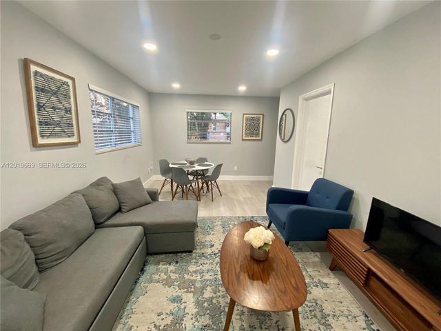 2512 Grant St Rear Guest House, Hollywood, FL 33020