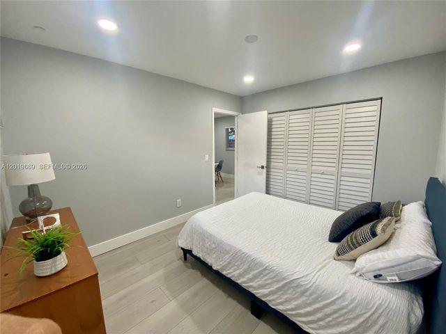 2512 Grant St Rear Guest House, Hollywood, FL 33020
