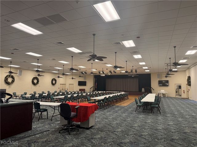 1828 Pine Valley DR 209, Fort Myers, FL 33907