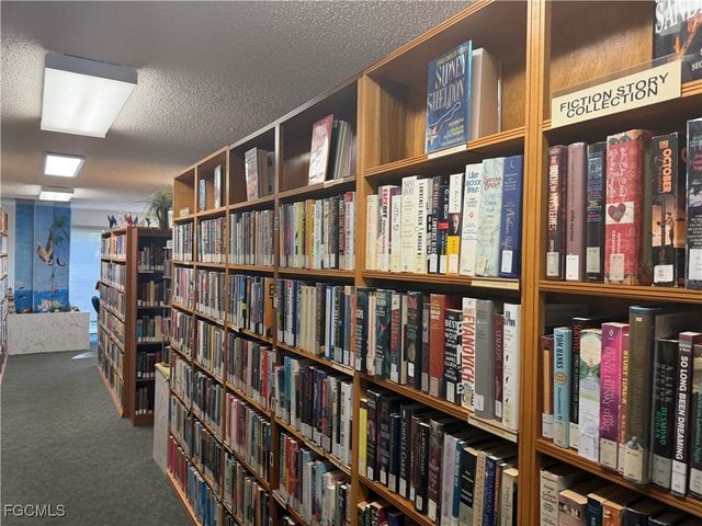 1828 Pine Valley DR 209, Fort Myers, FL 33907