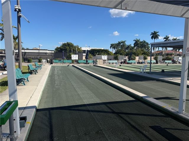 1828 Pine Valley DR 209, Fort Myers, FL 33907