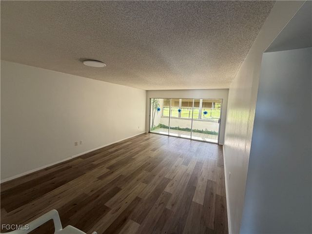 1828 Pine Valley DR 209, Fort Myers, FL 33907