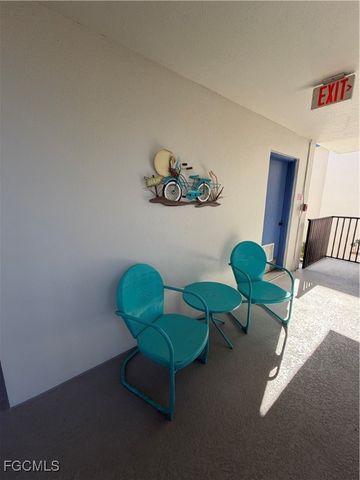 1828 Pine Valley DR 209, Fort Myers, FL 33907