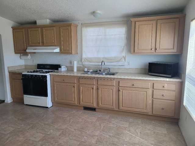 73450 Algonquin Place, Thousand Palms, CA 92276