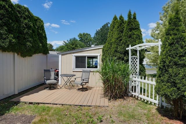 15 Jefferson Ave, Saugus, MA 01906