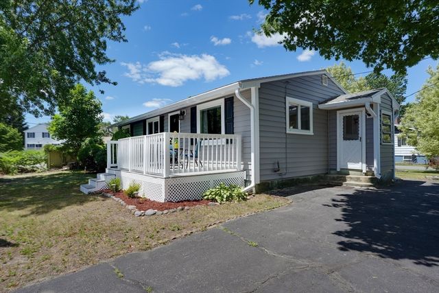 15 Jefferson Ave, Saugus, MA 01906