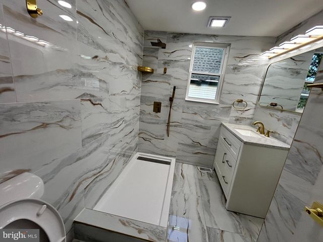 209 SUMMIT AVE, Willow Grove, PA 19090