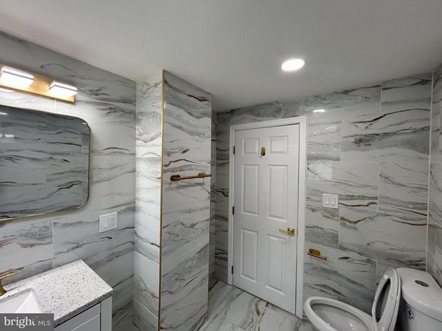 209 SUMMIT AVE, Willow Grove, PA 19090