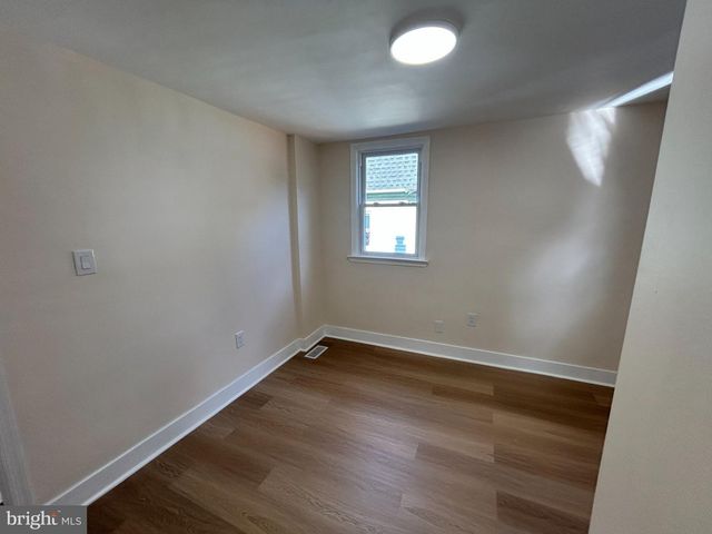 209 SUMMIT AVE, Willow Grove, PA 19090