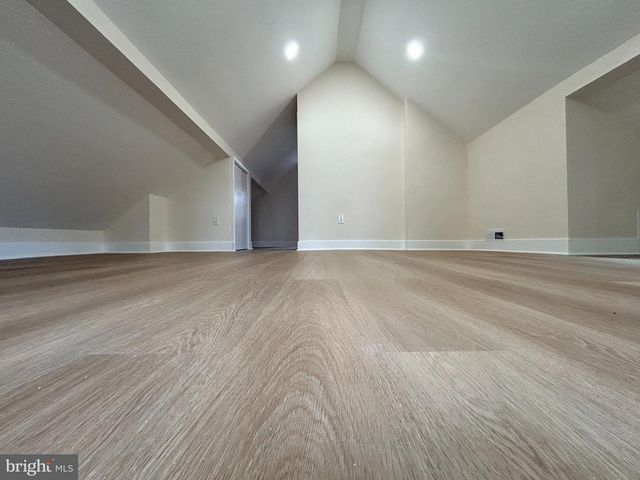209 SUMMIT AVE, Willow Grove, PA 19090