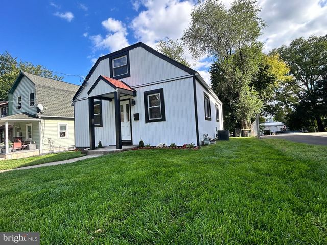 209 SUMMIT AVE, Willow Grove, PA 19090