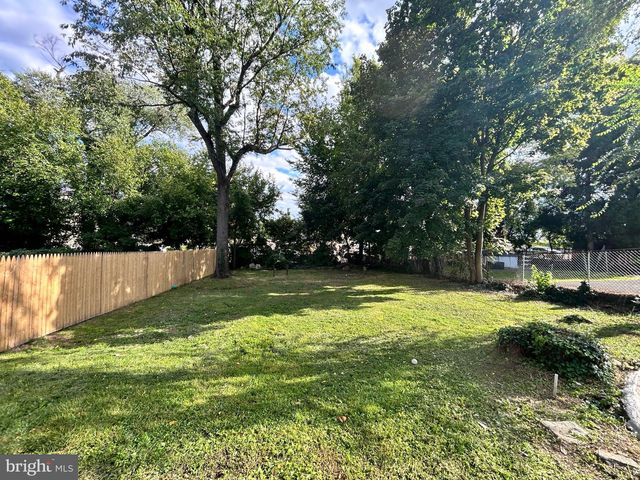 209 SUMMIT AVE, Willow Grove, PA 19090
