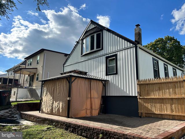 209 SUMMIT AVE, Willow Grove, PA 19090