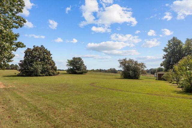 1470 Rock Church Rd, Dickson, TN 37055