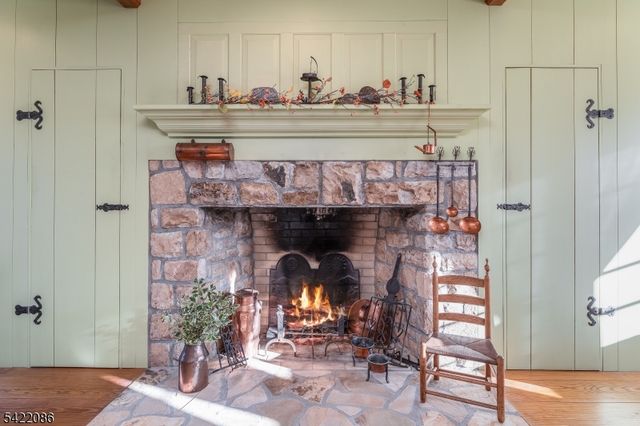 348 Rosemont Ringoes Rd, Delaware Twp., NJ 08559