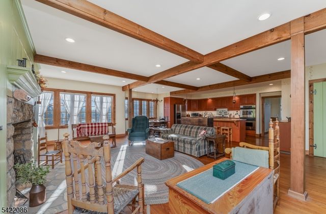 348 Rosemont Ringoes Rd, Delaware Twp., NJ 08559
