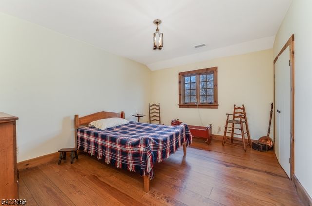 348 Rosemont Ringoes Rd, Delaware Twp., NJ 08559