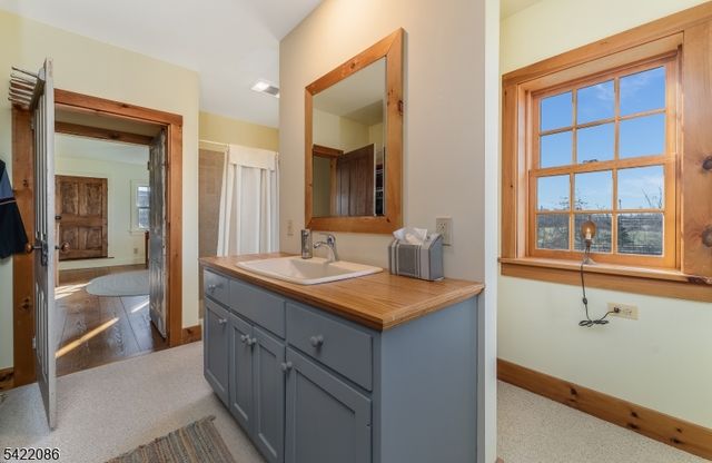 348 Rosemont Ringoes Rd, Delaware Twp., NJ 08559