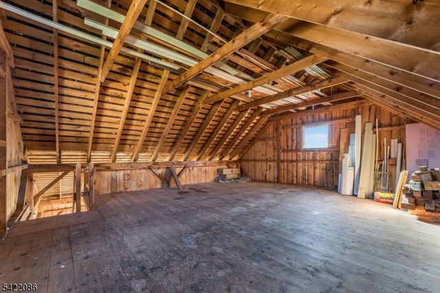 348 Rosemont Ringoes Rd, Delaware Twp., NJ 08559