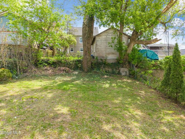 122 Snowden Avenue, Schenectady, NY 12304