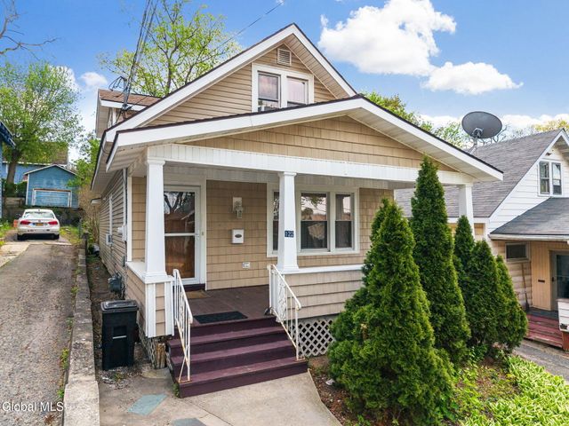 122 Snowden Avenue, Schenectady, NY 12304