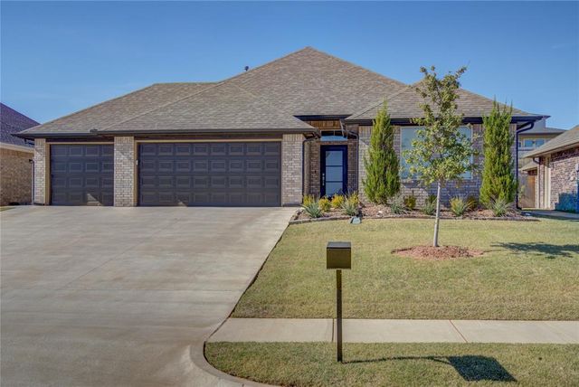2133 Santa Monica Street, Edmond, OK 73034