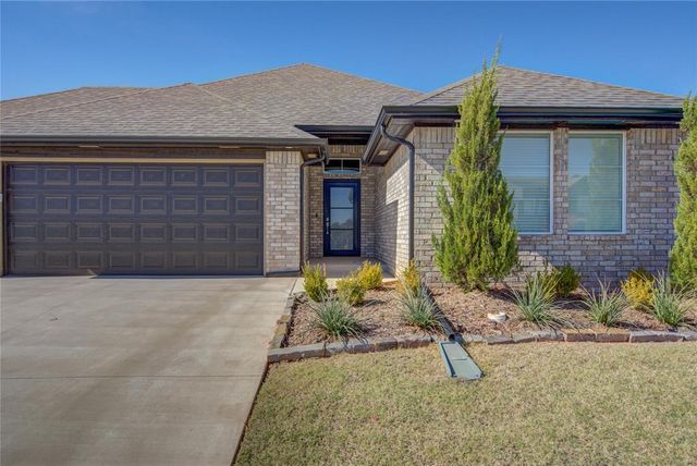 2133 Santa Monica Street, Edmond, OK 73034