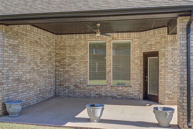 2133 Santa Monica Street, Edmond, OK 73034