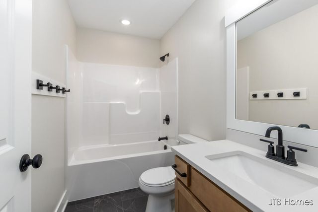 5964 Claymont Court, Caledonia, MI 49316