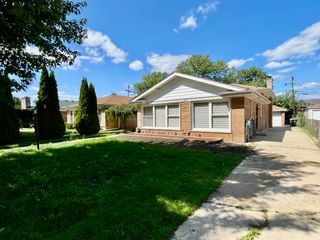 3942 W Fitch Avenue, Lincolnwood, IL 60712